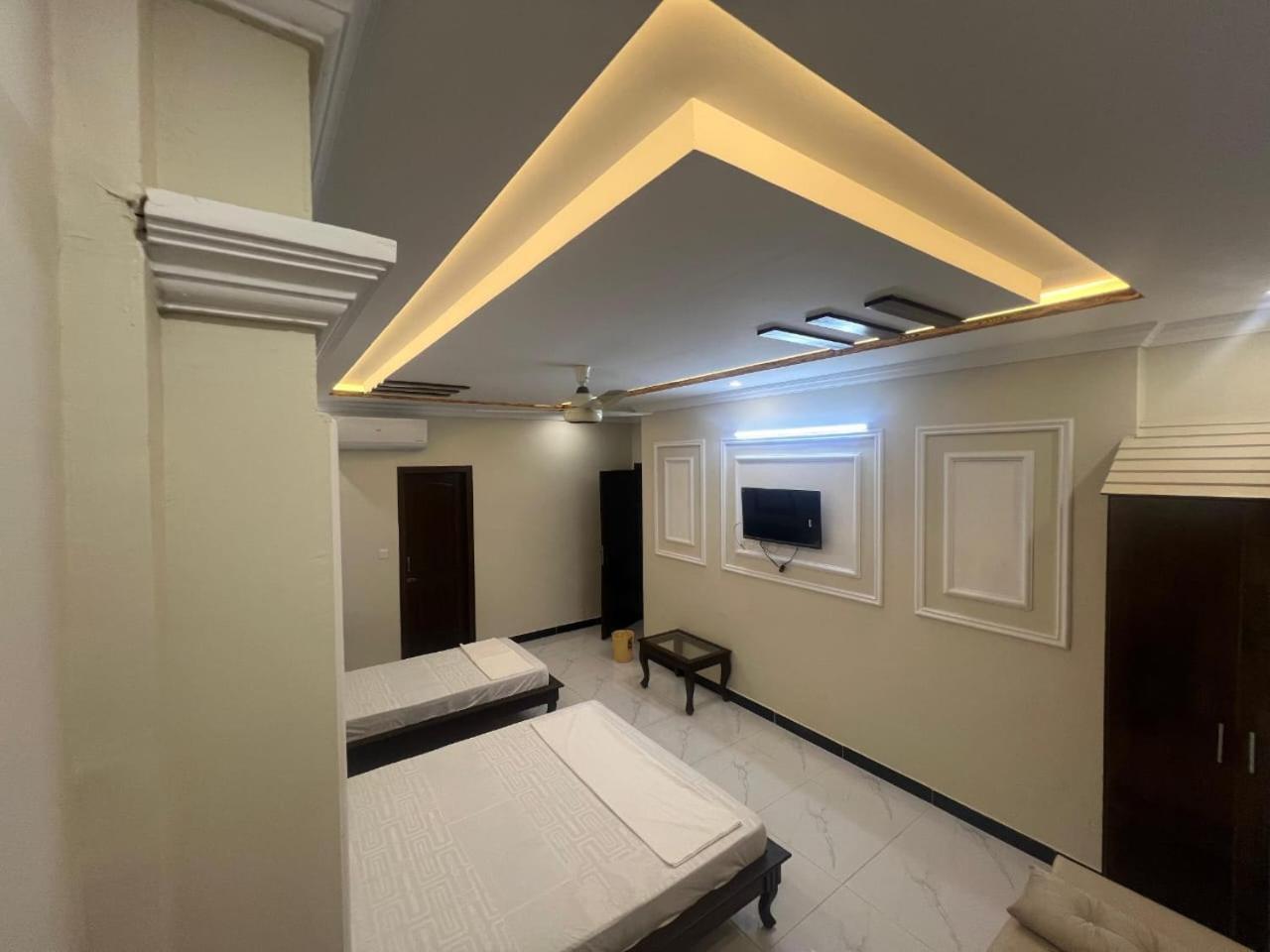 Kestrel Hotel Islamabad Buitenkant foto